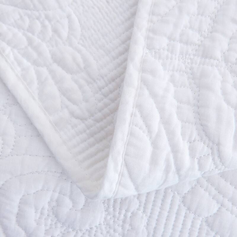 S&S Medallion 3 Piece 100% Cotton Quilt Set