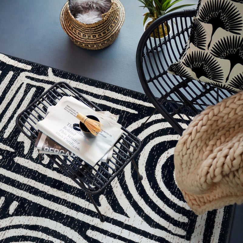 Contemporary Black Ivory Gray Area Rug, Stylish for Any Room
