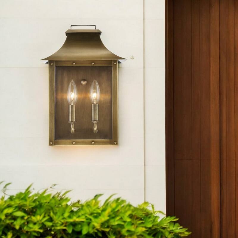 Traditional 2-Light Pocket Wall Lamp with Antique Lantern Design - Brass