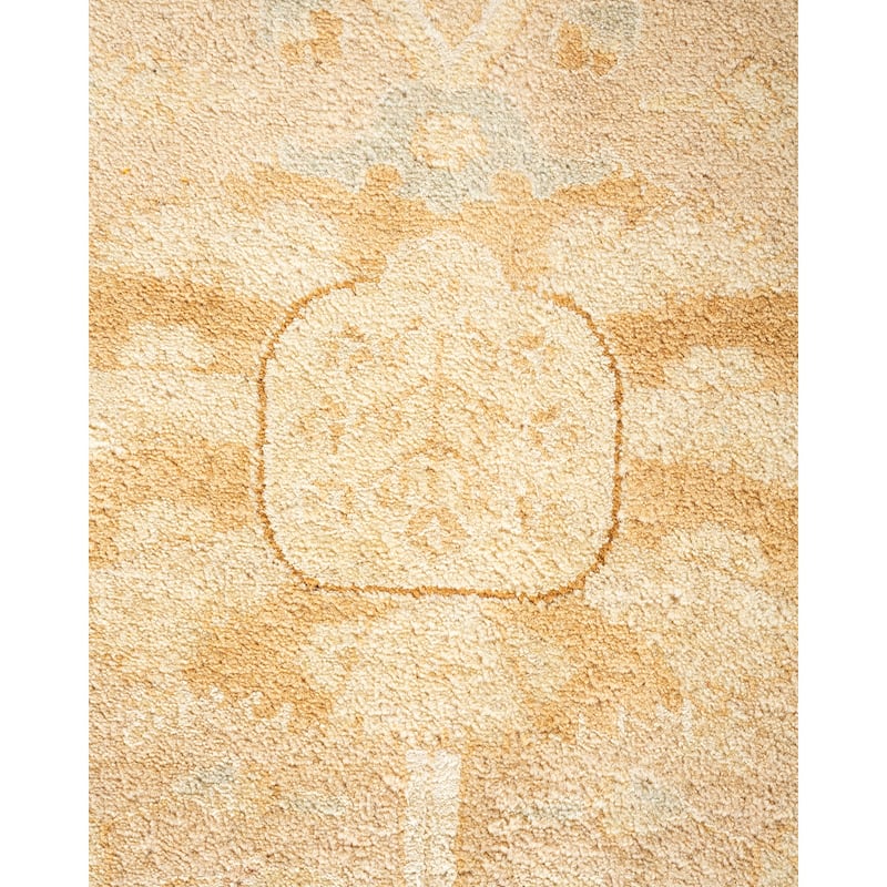 Overton Hand Knotted Wool Vintage Inspired Traditional Mogul Ivory Area Rug - 8 x 10