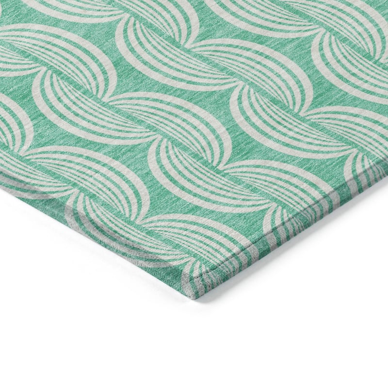 Machine Washable Indoor/ Outdoor Wavy Modern Chantille Rug