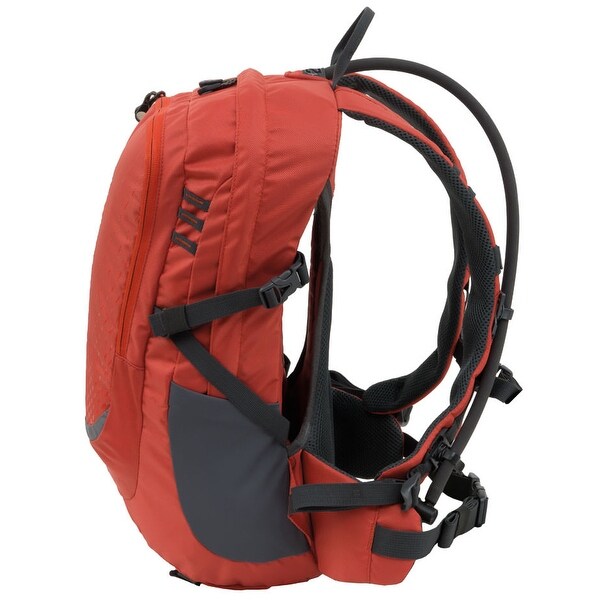alps mountaineering hydro trail 17 pack