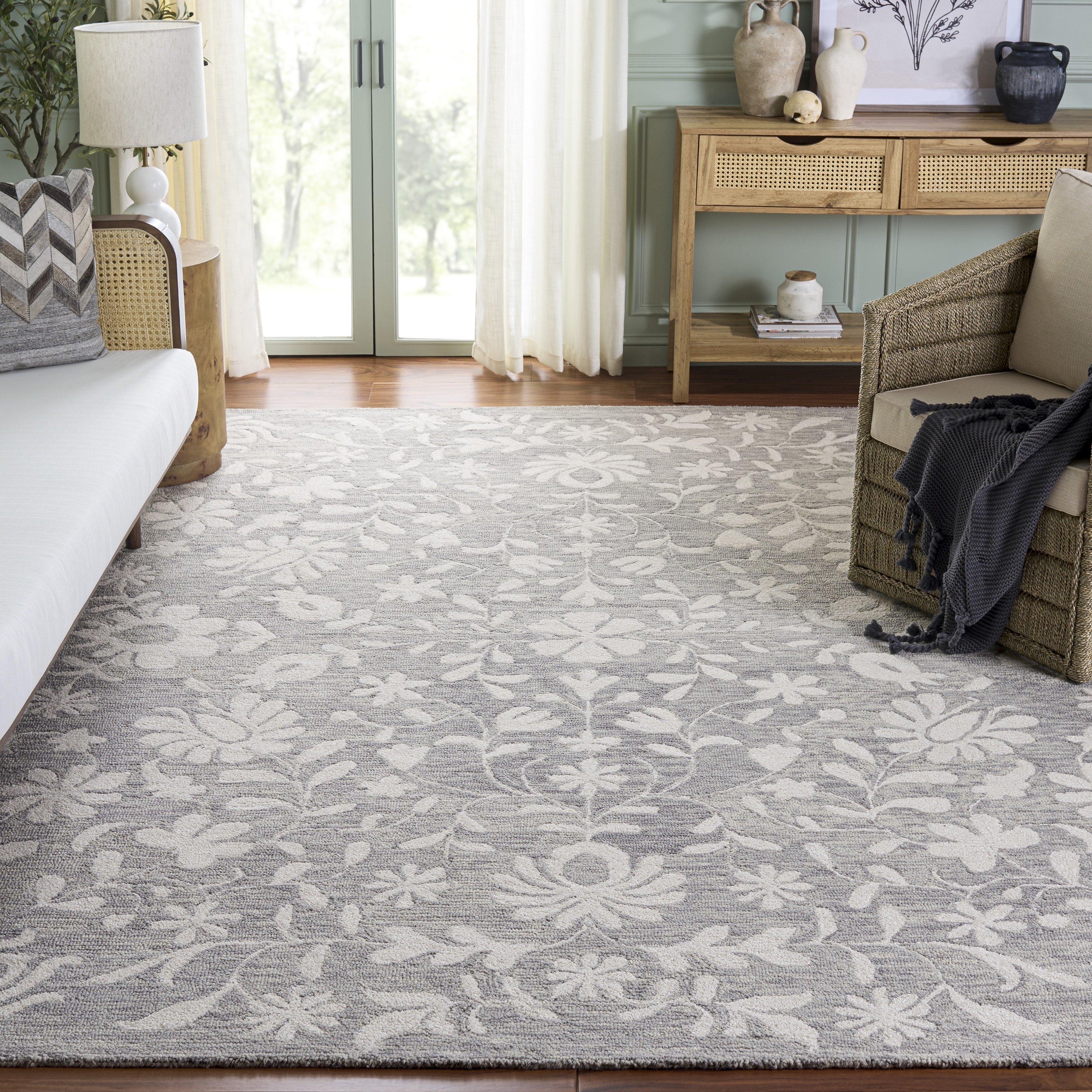 SAFAVIEH Handmade Metro Hayfa Wool & Chenille Rug