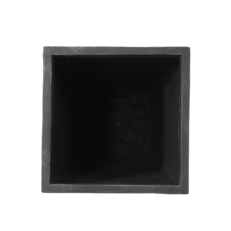 Flower pot，PLANTER，This garden urn planter allows for variation in height in your garden area