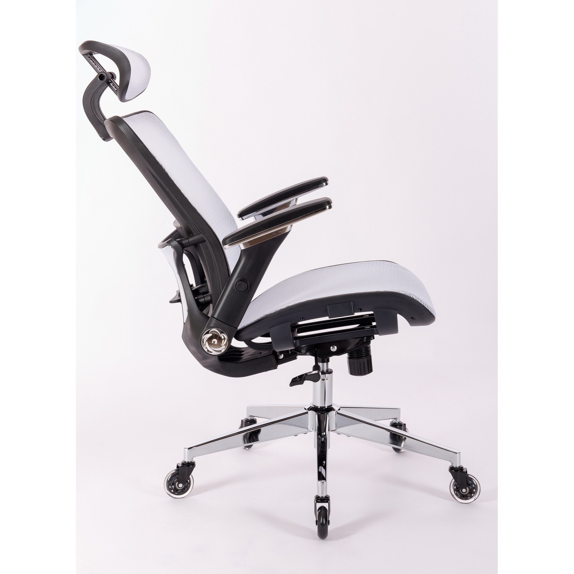 Umd sales ergonomic chair