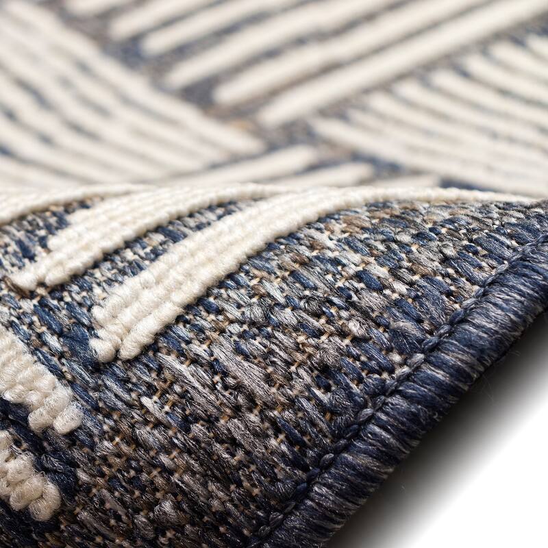 Liora Manne Cove Squares Indoor/Outdoor Rug