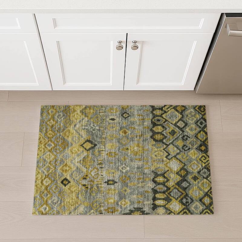 Machine Washable Indoor/ Outdoor Boho Moroccan Chantille Rug