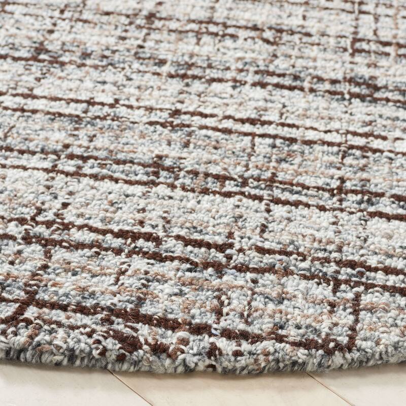 SAFAVIEH Handmade Abstract Necibe Modern Wool Rug