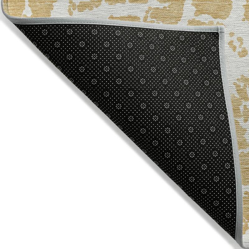 Machine Washable Indoor/ Outdoor Transitional Gold Crackle Chantille Rug