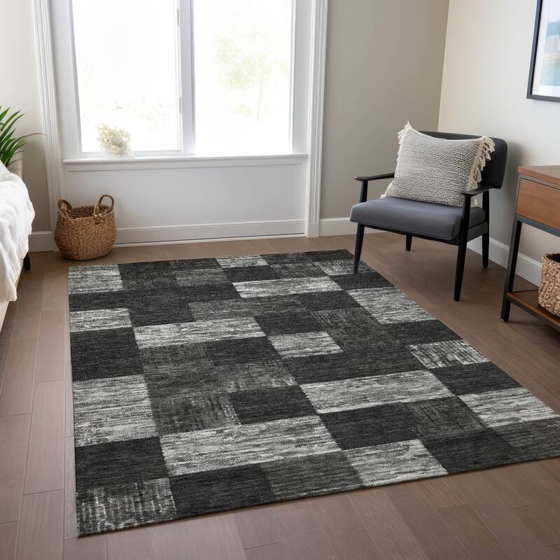 Machine Washable Indoor/ Outdoor Checker Chantille Rug