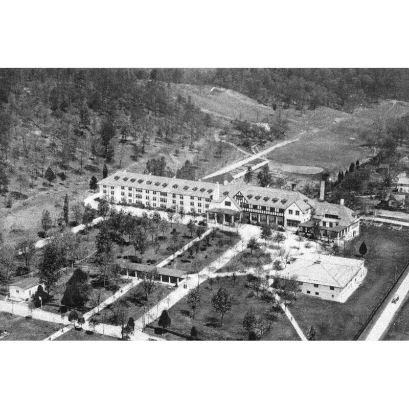 Whittle Springs Hotel Black and White Gallery Wrapped Canvas Bed Bath