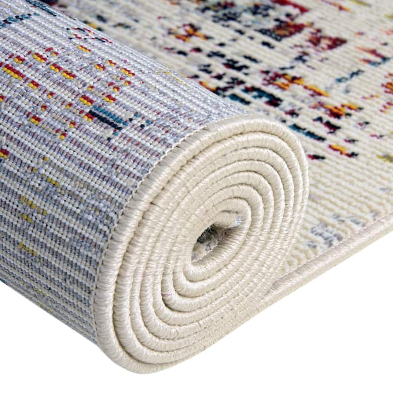 Traditional Kosmas Collection Area Rug