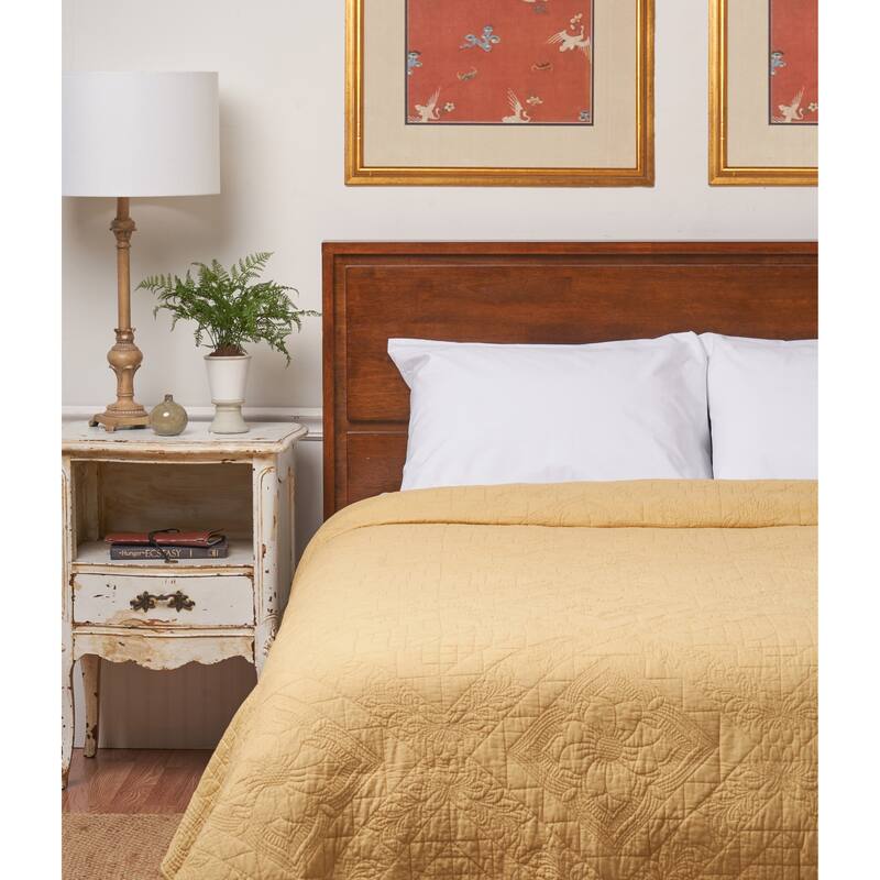 Asheville Cornsilk Quilt