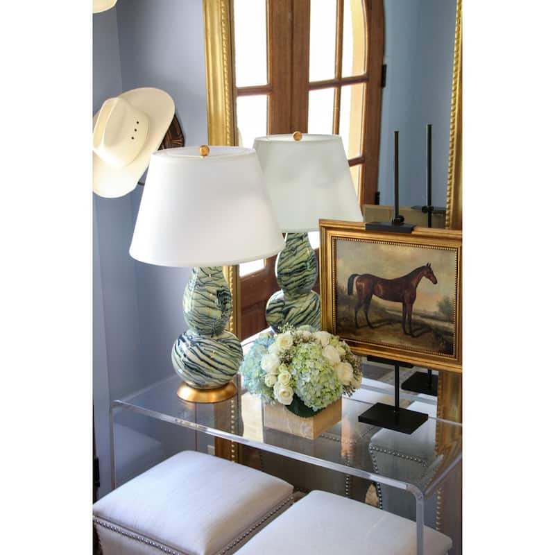 SAFAVIEH Lighting Sebrina 29-inch Navy And White Color Swirls Glass Table Lamp (Set of 2) - 17"x17"x28" - 17Wx17Dx28H
