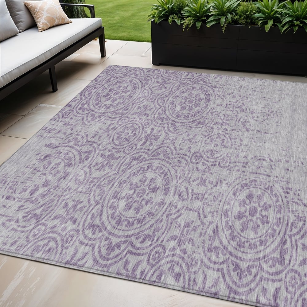 HomeRoots Medallion Transitional Rectangle Outdoor Rug