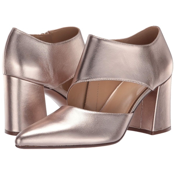 naturalizer pointed toe pump