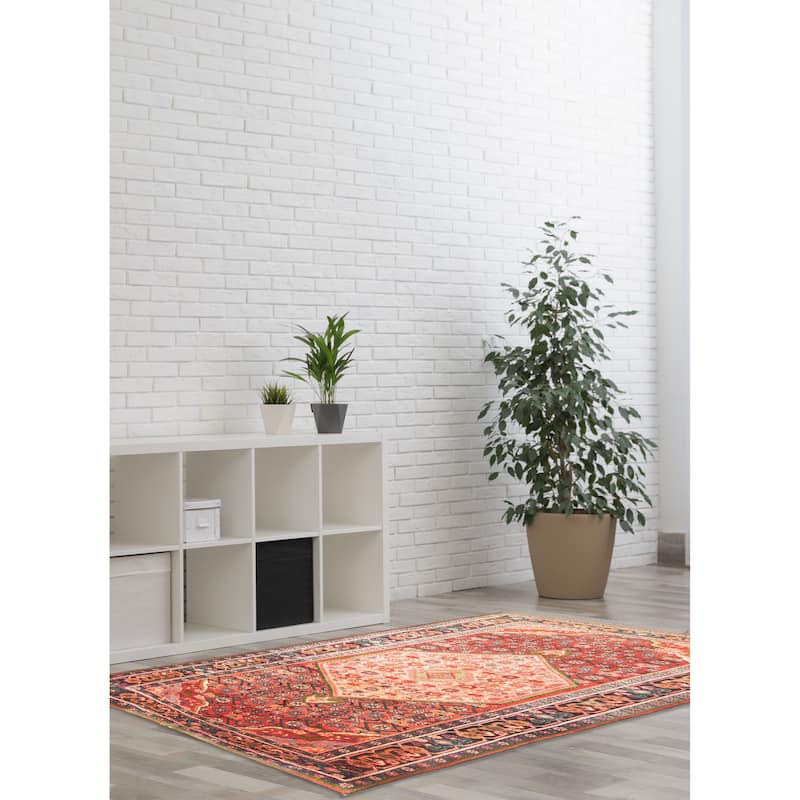 ECARPETGALLERY Hand-knotted Andelz Red Wool Rug - 4'4 x 7'10