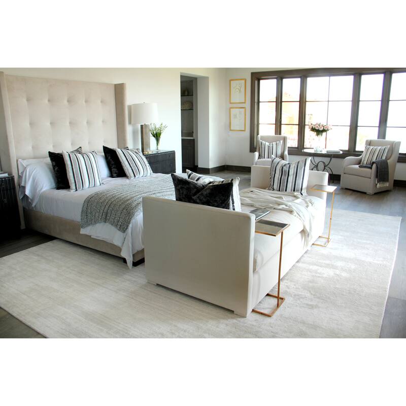 EXQUISITE RUGS Sanctuary Hand-loomed Bamboo Silk/Wool Ivory/Grey Area Rug.