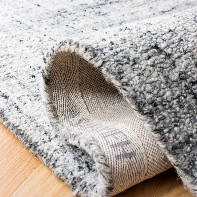 SAFAVIEH Handmade Abstract Nettie Modern Viscose Rug