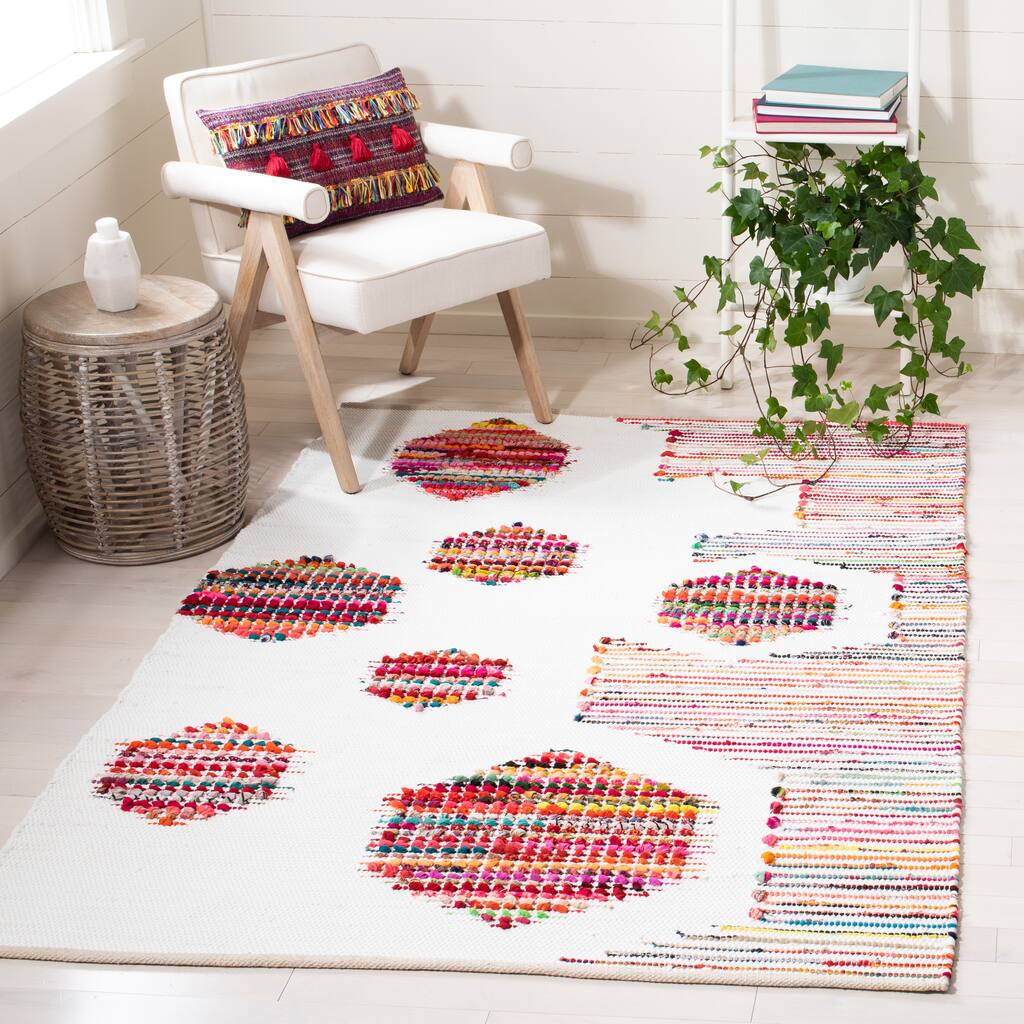 SAFAVIEH Flatweave Montauk Shqipe Casual Rug