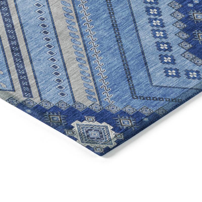 Machine Washable Indoor/ Outdoor Global Boho Chantille Rug