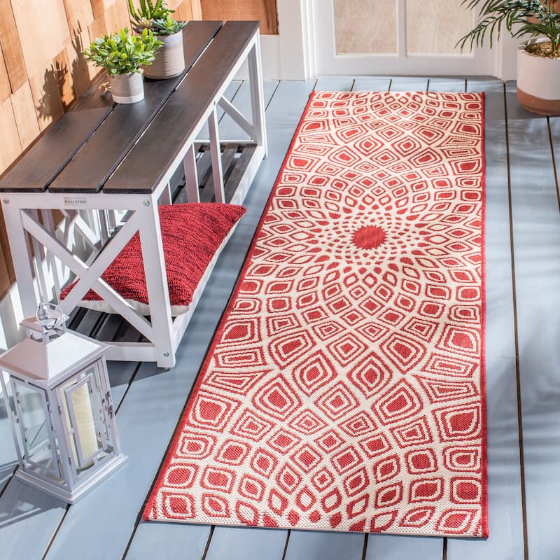 SAFAVIEH Courtyard Marylyn Indoor/ Outdoor Waterproof Patio Backyard Rug