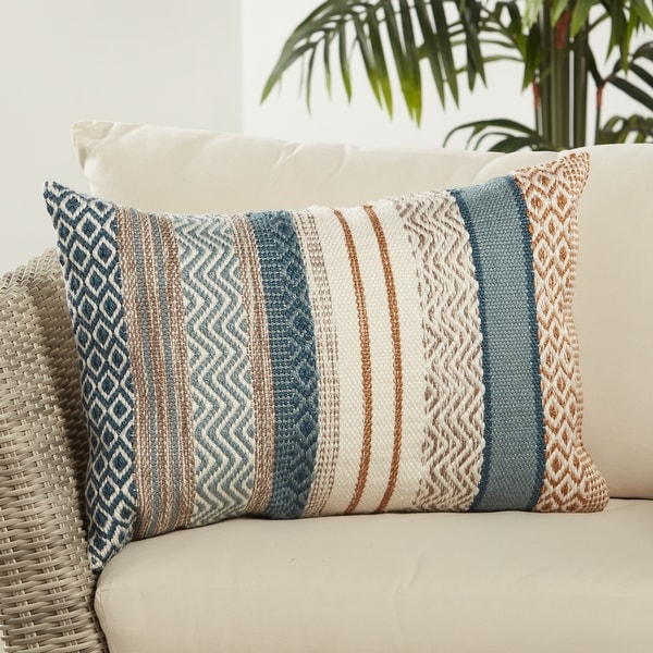Bed bath and outlet beyond lumbar pillow