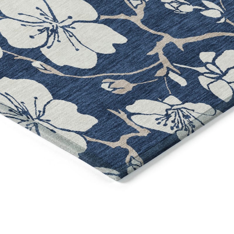Machine Washable Indoor/ Outdoor Calm Floral Chantille Rug