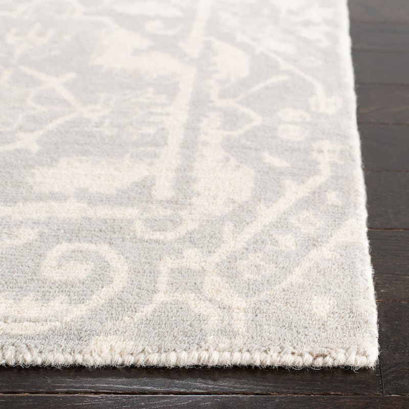 SAFAVIEH Handmade Restoration Vintage Boho Filareta Wool Rug