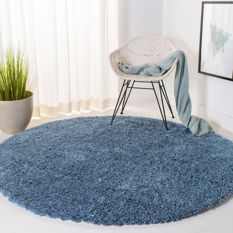 SAFAVIEH Handmade Classic Shag Nakhshun Rug - 4' x 4' Round - Light Blue