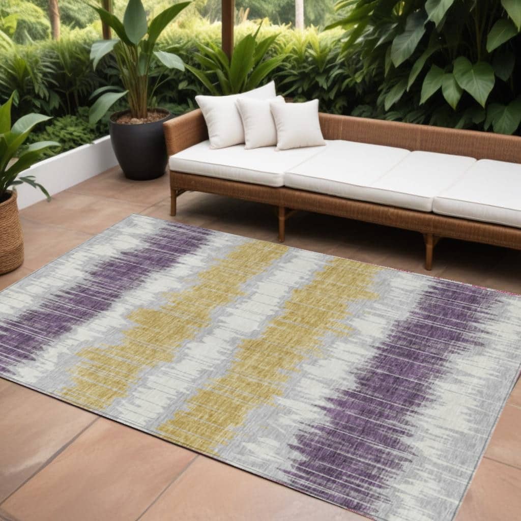 HomeRoots Striped Transitional Rectangle Outdoor Rug