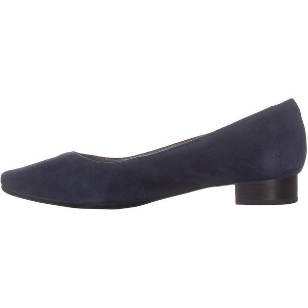 aerosoles low heel pumps