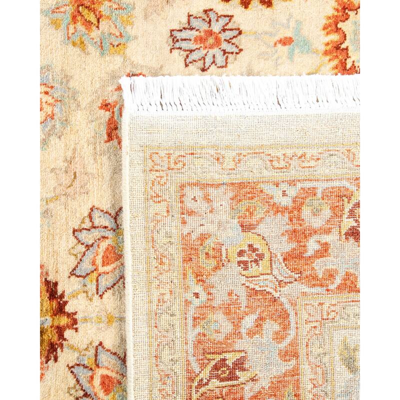 Overton Handknotted Wool Traditional Oriental Ivory Area Rug - 4' x 6'