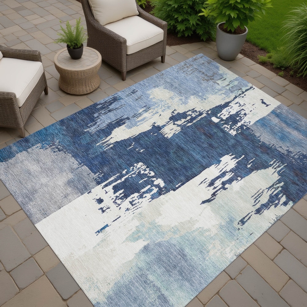 Machine Washable Indoor/ Outdoor Contemporary Fusion Chantille Rug