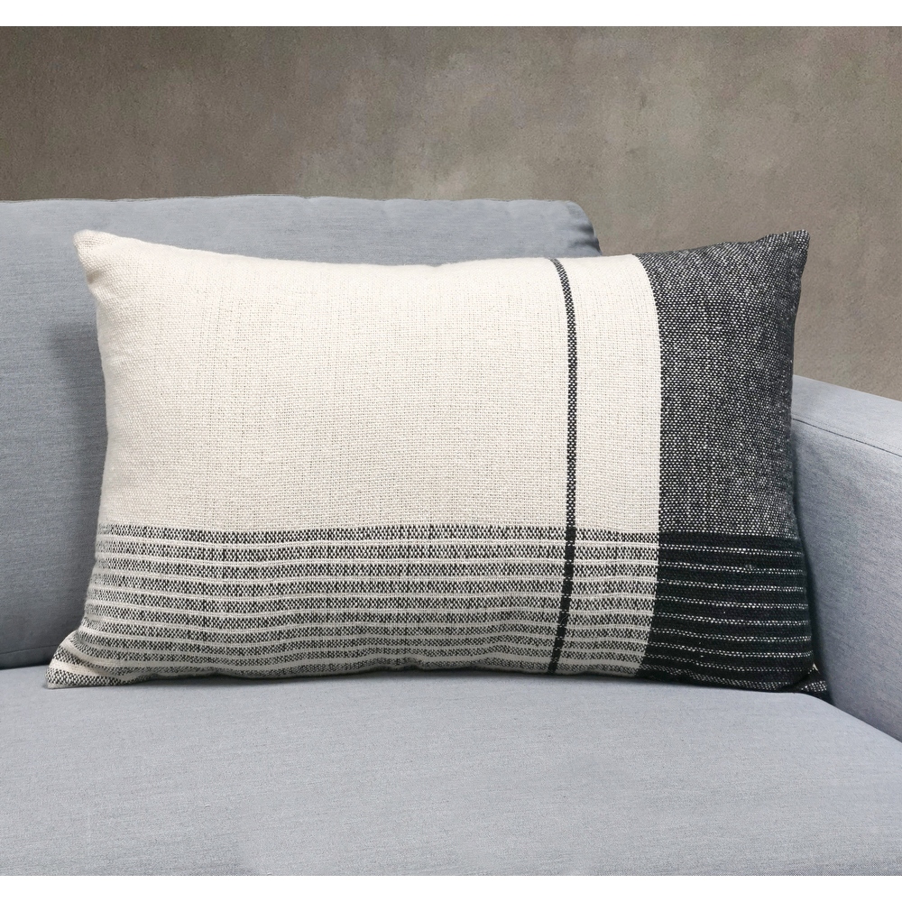 Couch pillows bed deals bath and beyond