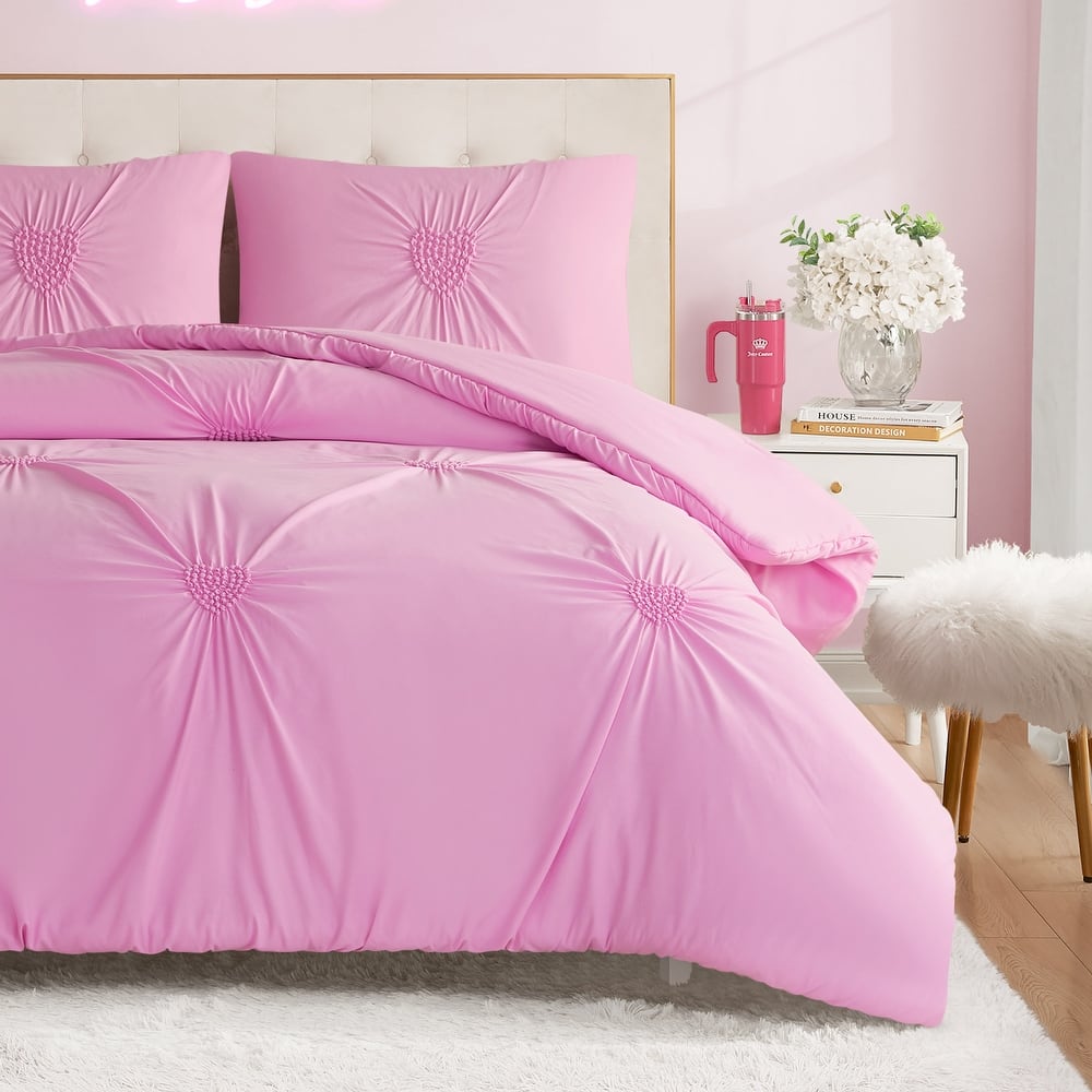 Juicy Couture Amora Gathered Heart Comforter Sets