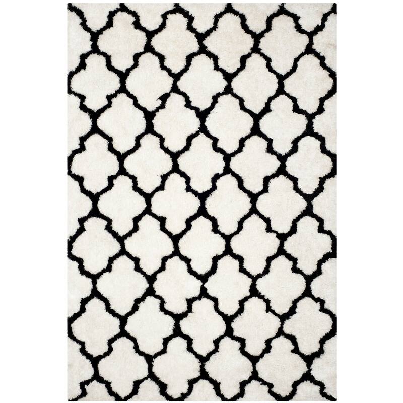 SAFAVIEH Handmade Barcelona Shag Kiyo Polyester Rug