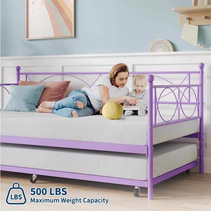 Twin Metal Daybed with Pull-Out Trundle