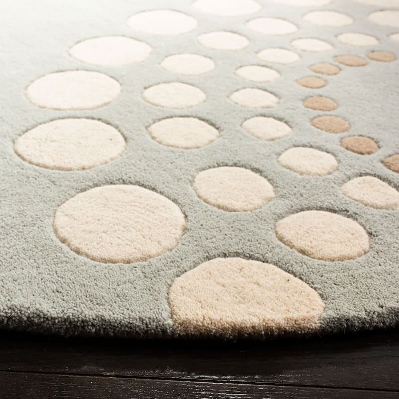 SAFAVIEH Handmade Soho Caroline Floral N.Z. Wool Rug