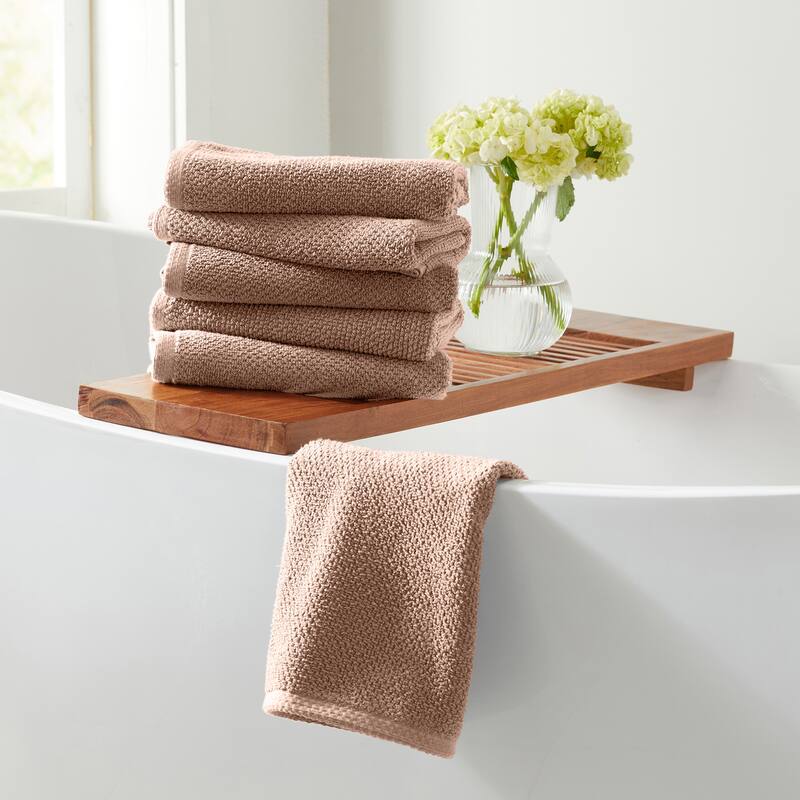 Linery & Co. 100% Featherspun Cotton Quick-Dry Bath Towel