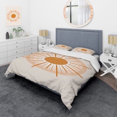 Designart 'Minimal Orange Radiant Sun II' Modern Duvet Cover Set