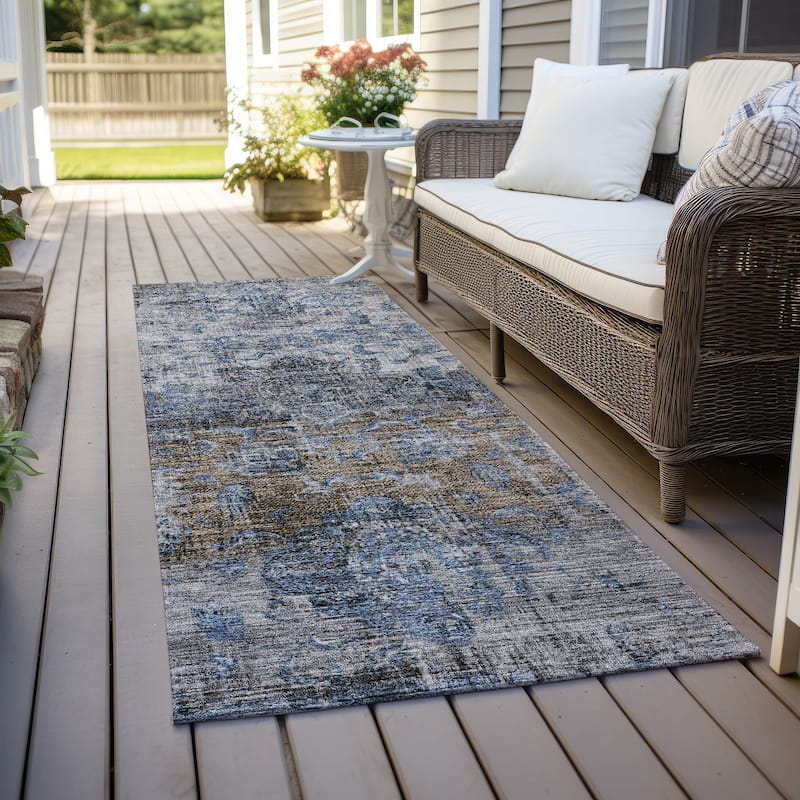 Machine Washable Indoor/ Outdoor Vintage Traditional Chantille Rug