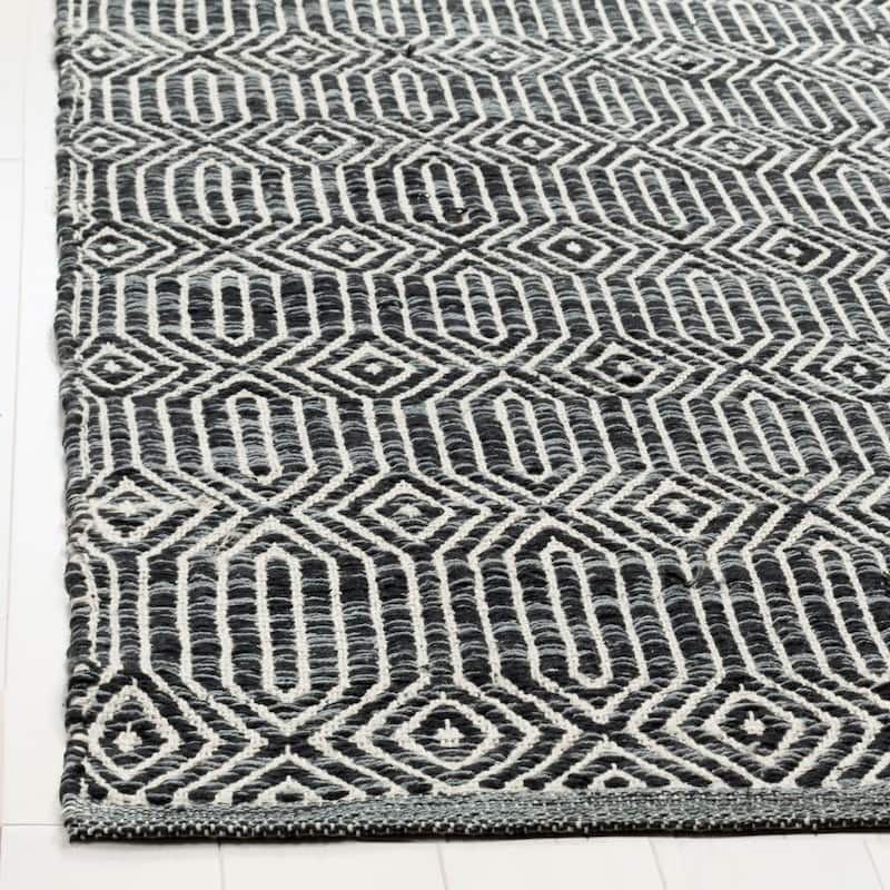 SAFAVIEH Handmade Flatweave Montauk Wilkes Casual Cotton Rug
