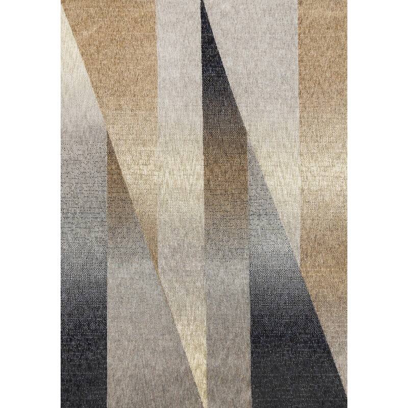HomeRoots Geometric Modern Rectangle Area Rug - 5' X 8'