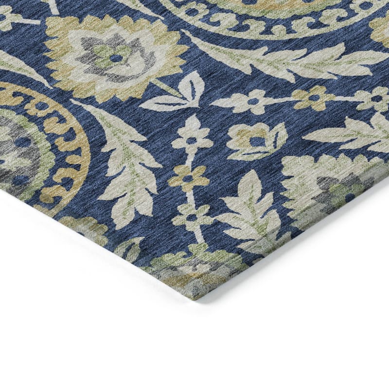 HomeRoots Floral Transitional Rectangle Outdoor Rug