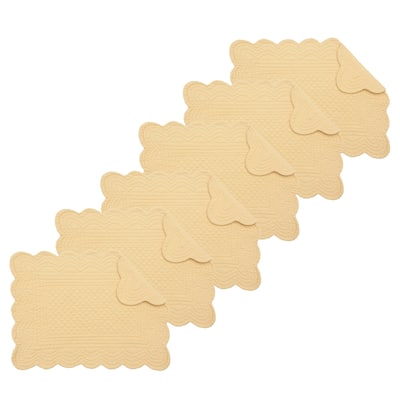 Yellow Quilted Scalloped Edge Dining Placemats Set of 6 All Seasons Spring, 13" x 19"