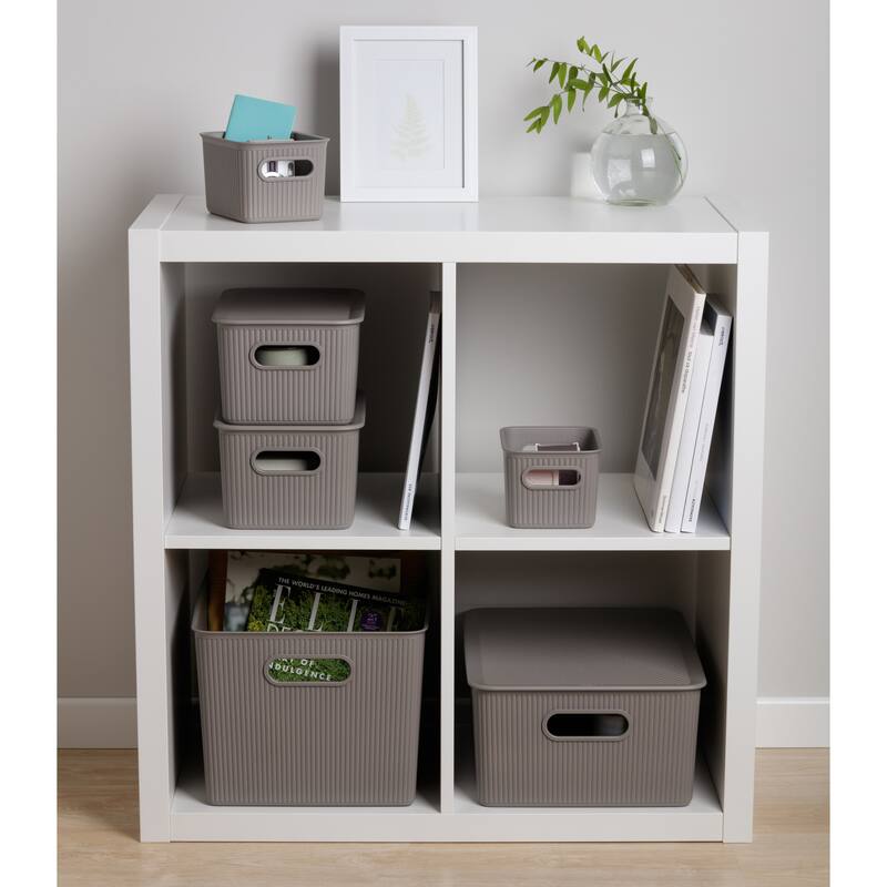 Superio Ribbed Storage Bin with Matching Lid - 15"W x 9"H x 11.5"D