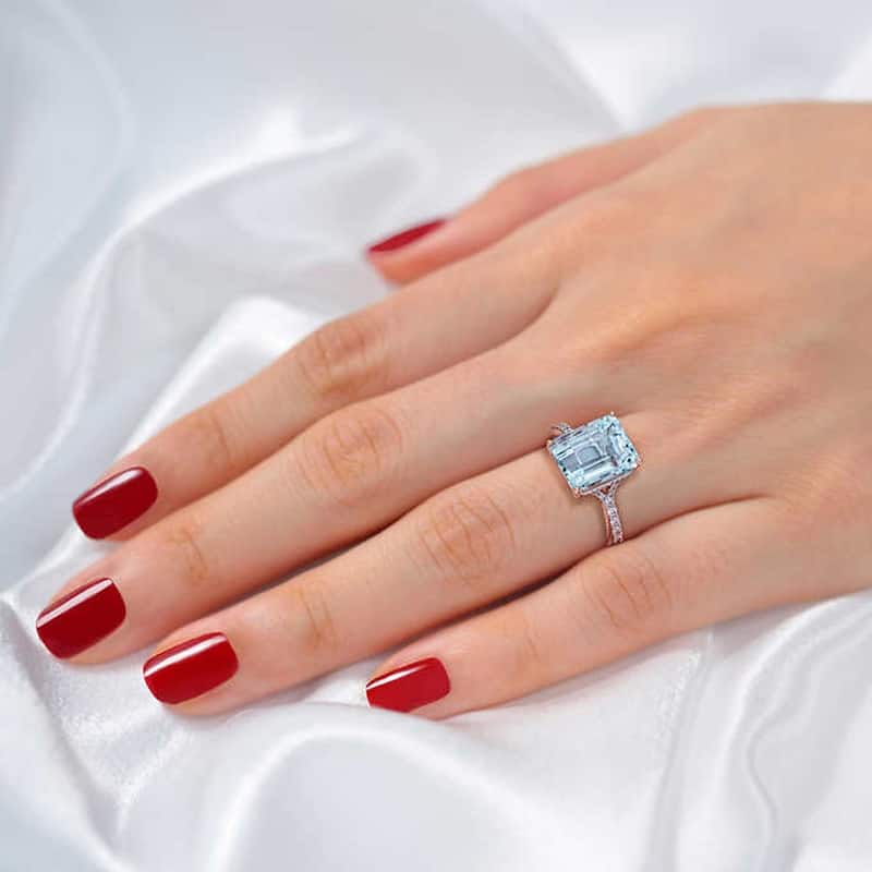 Aquamarine (11x9mm) & Diamond Rose Gold Ring