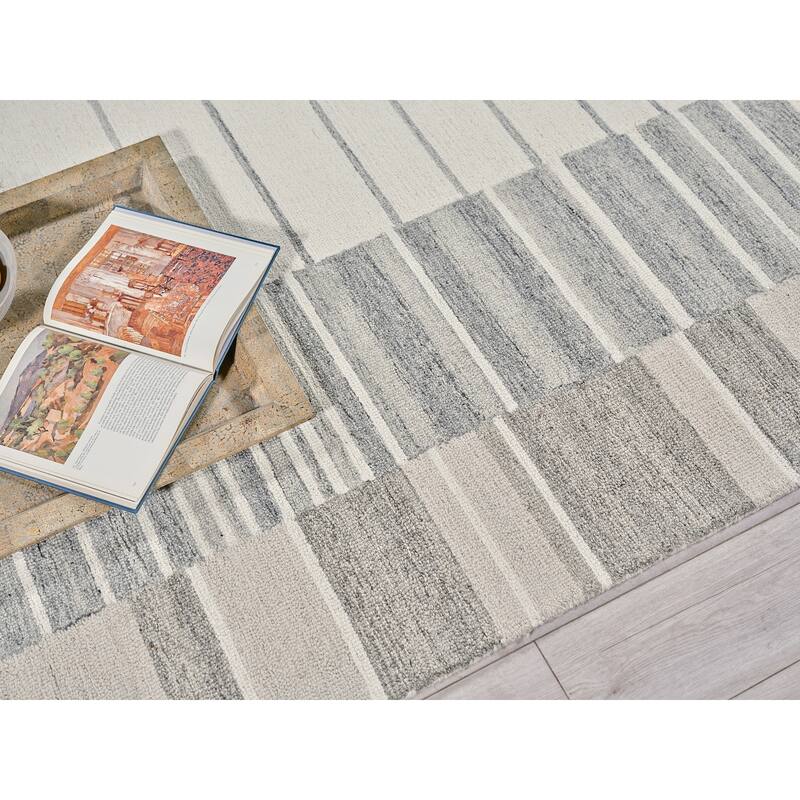 Exquisite Rugs Castine Handmade Hand-tufted New Zealand Wool on Canvas Silver/Ivory Area Rug