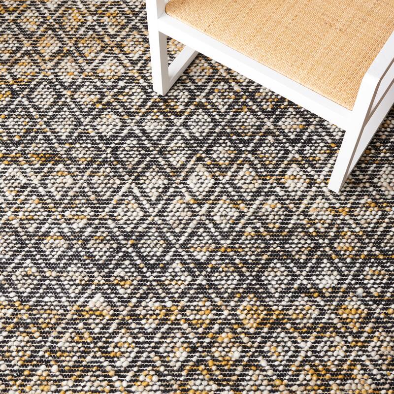 SAFAVIEH Handmade Natura Dalila Casual Wool Rug